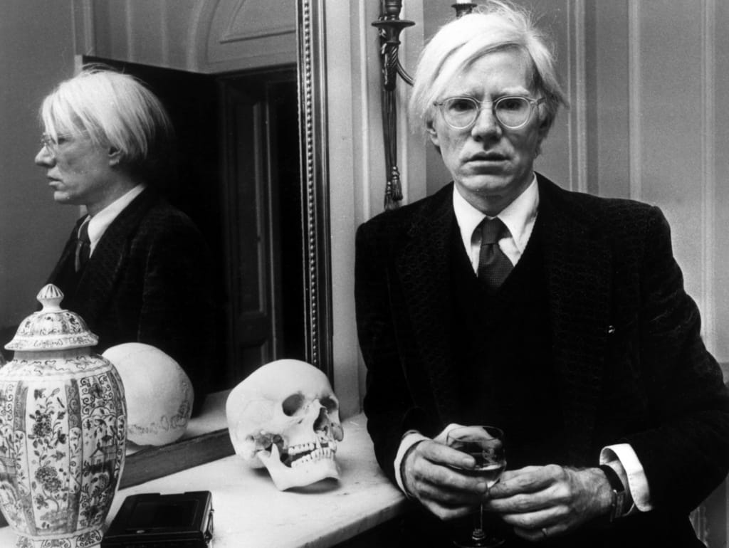 Pop Art'ın Babası Andy Warhol'un Hayatı ve Eserleri