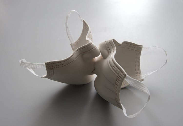 Johnson Tsang ve Muhteşem Öpüşen Maskeleri